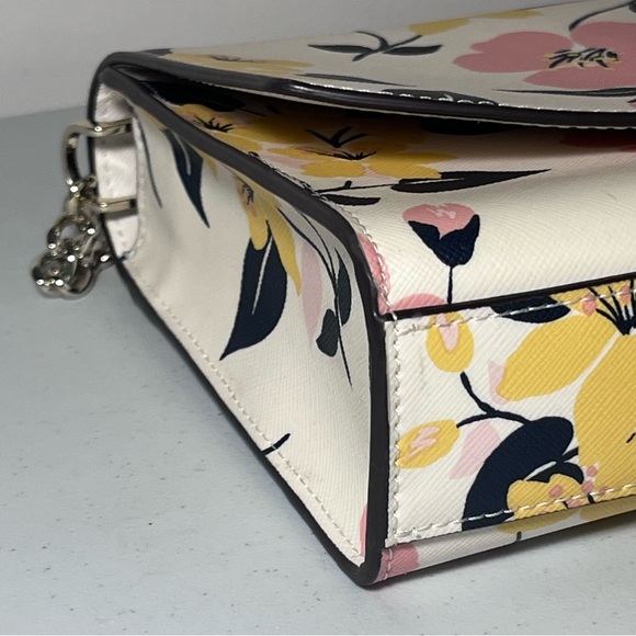 NWT Kate Spade NY Carson Cream/Multi Lily Blooms Crossbody - Picture 6 of 14